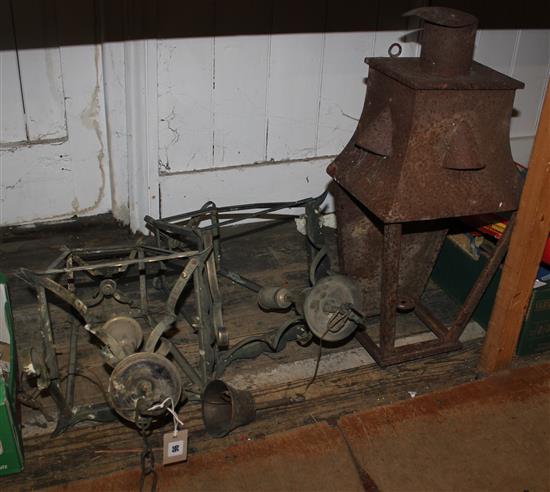 3 brass light fittings